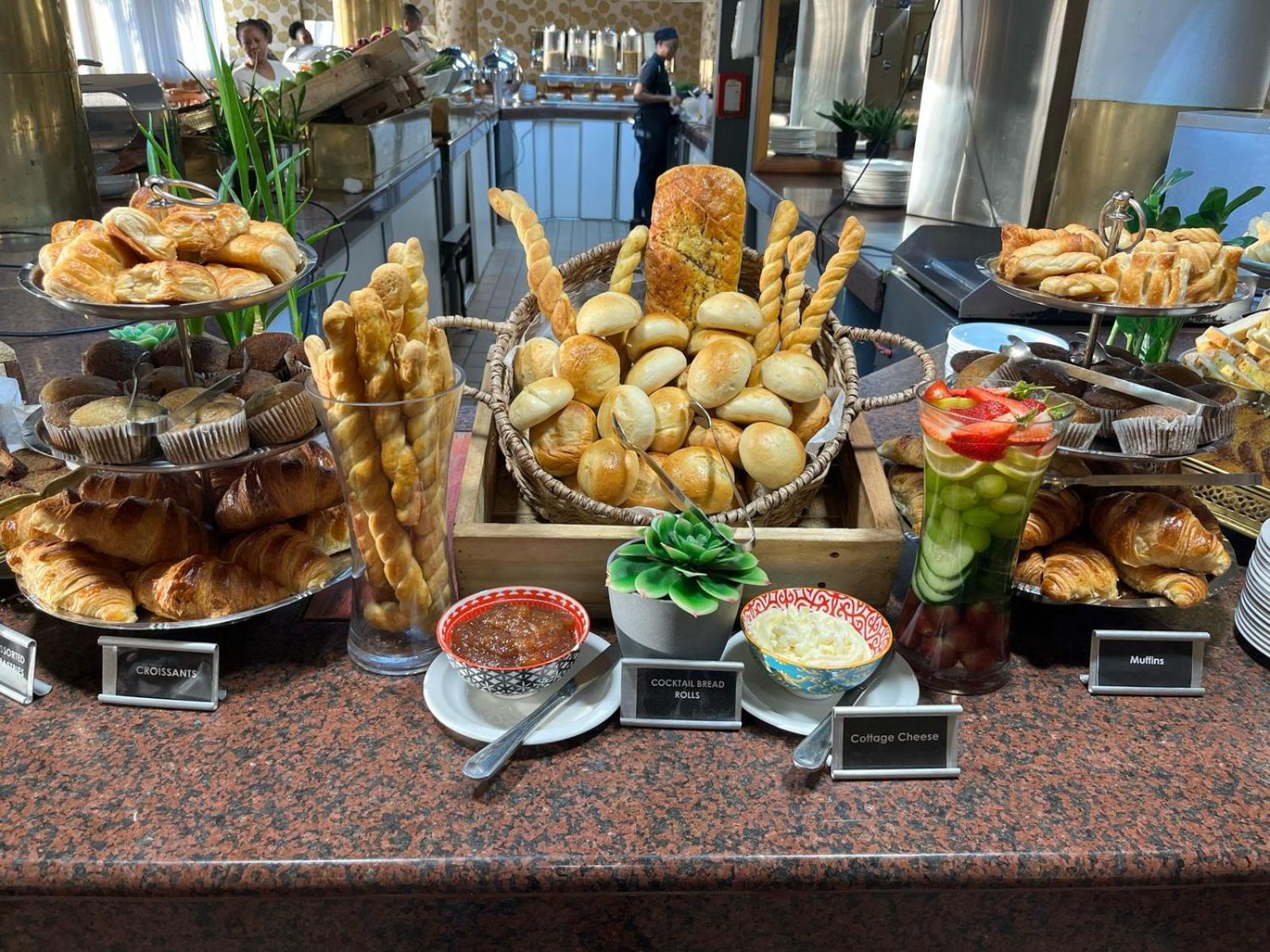 Manhattan Hotel Pretoria Ngoại thất bức ảnh